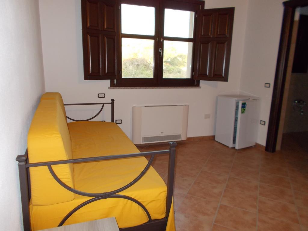 Agriturismo La Fillirea Sant' Antonio di Santadi Bilik gambar