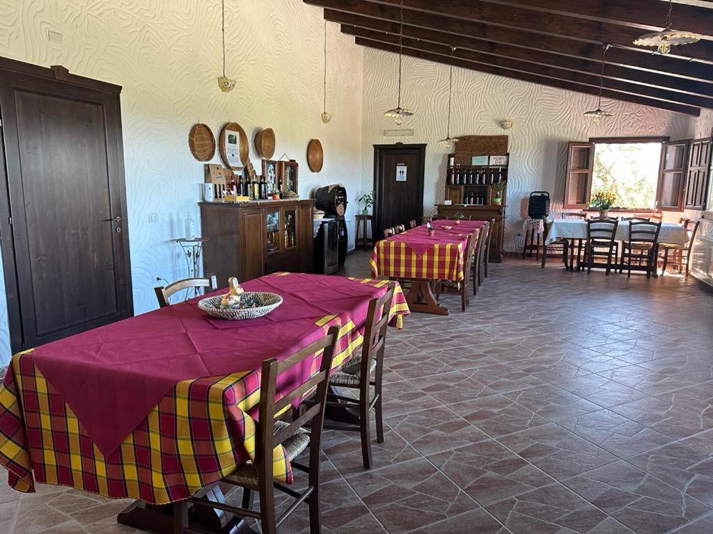 Agriturismo La Fillirea Sant' Antonio di Santadi Luaran gambar